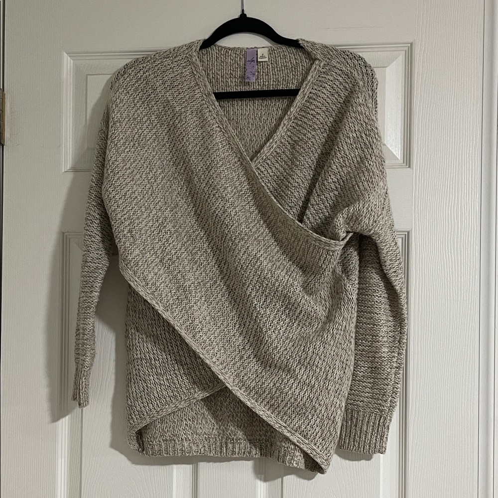 Alya Women's V-Neck Beige Sweater